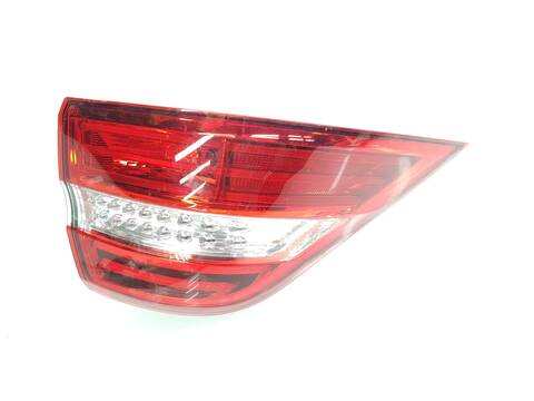 Foto 2ª: Piloto Trasero Izquierdo Mercedes Clase ML 350 3.0 V6 CDI 258CV 190KW AUT. 166.004) W166) OM642 (2011)