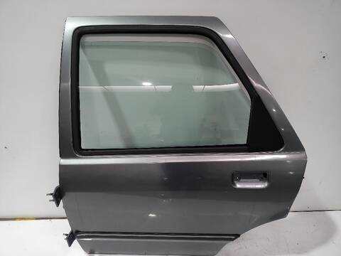 Foto 2ª: Puerta Trasera Izquierda Ford Sierra BRILLANT 116CV [N9E] (1987)