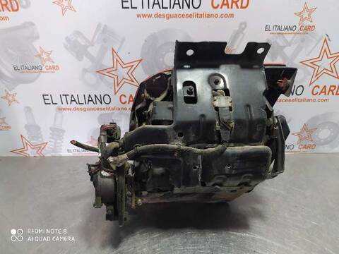 Foto 2ª: Faro Derecho Mitsubishi 3000 BASICO 286CV 210KW [6G72DOHC24V] (1992)