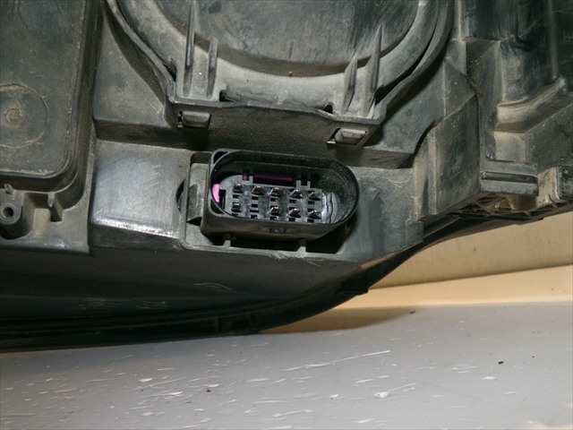 Foto 3ª: Faro Derecho Audi A4 2.0 TDI 2004-2007 [BRE] (2007)
