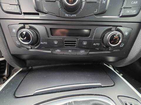 Mando Climatizador Audi A5 2.0 TFSI 132KW) 179CV