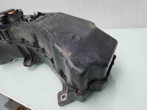 Foto 2ª: Deposito AdBlue Ford Ranger DOBLE CABINA WILDTRACK 4X4 4P) 213CV [YN2X] (2020)