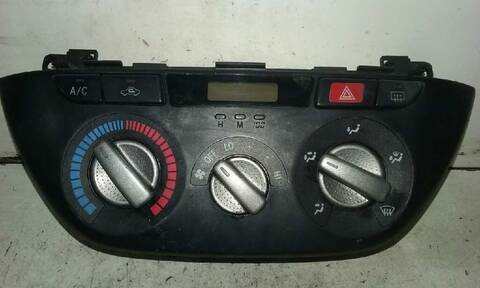 Foto 1ª: Mando Calefacción A. A. Toyota Rav4 1.8 16V CAT 125CV 92KW [1ZZFE] (2001)
