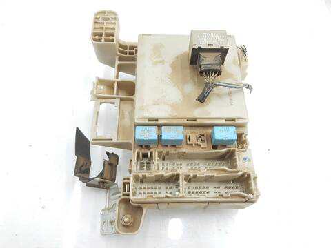 Foto 2ª: Caja Reles Fusibles Toyota Land Cruiser 3.0 TD 163CV 51KW