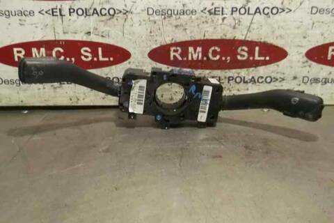 Foto 1ª: Mando Multifuncion Skoda Fabia COMFORT 64CV 47KW [ASY] (2004)