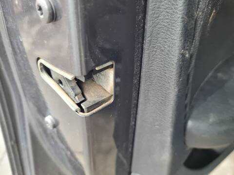 Cerradura Puerta Delantera Izquierda Bmw Serie 1 114 118D 143CV 105KW