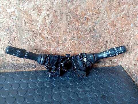 Foto 1ª: Mando Multifuncion Toyota Auris LUNA 1 TD CAT 90CV (2006)