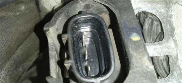 Foto 3ª: Alternador Hyundai i10 1.0 BASIS [1.0 LTR. - 49 KW CAT] [G3LA]