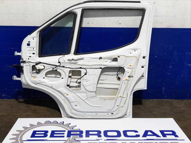 Foto 2ª: Puerta Delantera Derecha Iveco Daily 2.3 DIESEL CAT 126CV 93KW FURGON (2014)