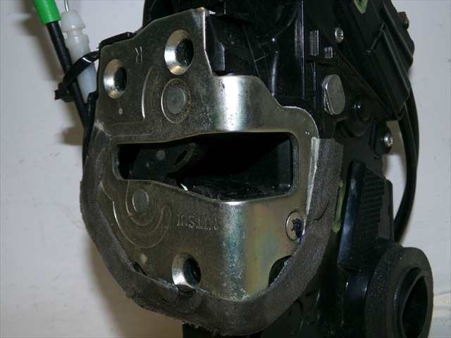 Foto 2ª: Cerradura Puerta Delantera Derecha Toyota Yaris 1.4 D 2006-2011 [1ND] (2009)