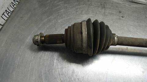 Foto 3ª: Transmision Delantera Izquierda Ford Fiesta TREND 101CV 74KW [SFJB] (2013)