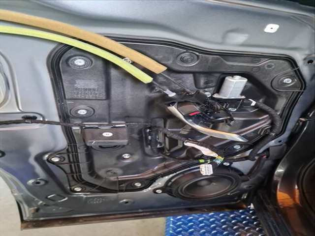 Elevalunas Manual Trasero Izquierdo Mazda CX5 LUXURY 2WD