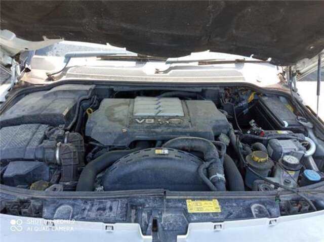 Foto 3ª: Rejilla Delantera Land Rover Range 3.6 TDV8 HSE [3.6 LTR. - 200 KW TD V8] [368DT]