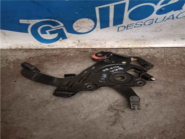 Foto 2ª: Pedal Freno Mercedes Vito 109 CDI [OM 646.980]