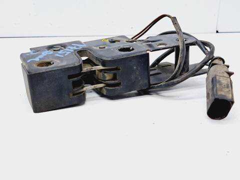 Foto 3ª: Cerradura Capot Audi Tt 2.0 16V TFSI 200CV 147KW [BWA] (2007)