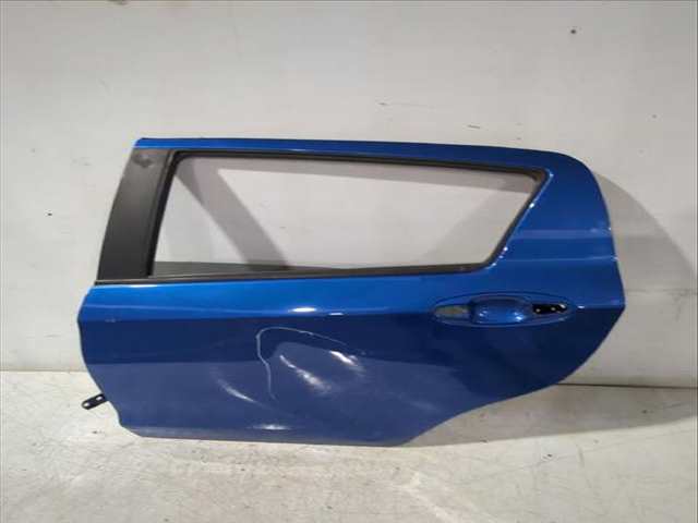 Puerta Trasera Izquierda Toyota Yaris 1.5 NSP131_) 112CV