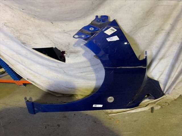 Aleta Delantera Izquierda Mazda 2 1.6