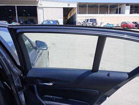 Elevalunas Manual Trasero Derecho Bmw Serie 1 114 118D 143CV 105KW