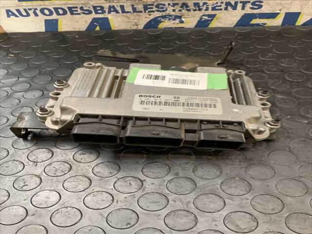Foto 1ª: Centralita Motor ECU Renault Megane 1.900 DCI130CV/96KW COUPE II COUPE/CABRIOLET EM DESDE 09/2003 [F9Q 803] (2009)
