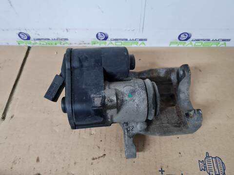 Foto 2ª: Pedal Embrague Volkswagen Passat ADVANCE BERLINA 140CV 103KW [BKP] (2010)