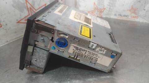 Foto 2ª: Sistema Audio Radio CD Volkswagen Golf BASICO BERLINA 116CV 85KW [AUY] (2003)