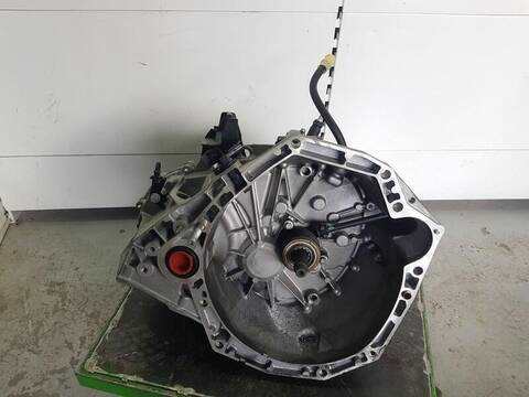 Foto 1ª: Caja Cambios Renault Clio BUSINESS EDITION 101CV 74KW [K9K876] (2021)