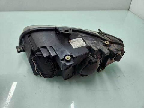 Foto 4ª: Faro Derecho Audi A4 1.9 TDI BERLINA 116CV 85KW [BRB] (2007)