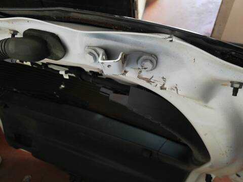 Foto 2ª: Portón Opel Mokka VERSION INDEFINIDA (2024)