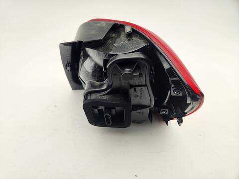 Foto 4ª: Piloto Trasero Izquierdo Volkswagen Polo ADVANCE 90CV 66KW [CAYB] (2014)