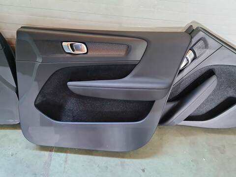 Tapizados Cartoneras Volvo XC 40 T3 163CV 120KW