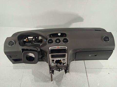 Salpicadero Peugeot 308 1.6 16V 120CV 88KW