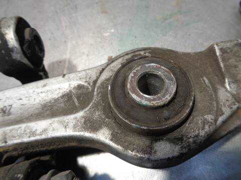 Foto 4ª: Brazo Suspension Delantero Izquierdo Volkswagen Passat ADVANCE BERLINA 130CV 96KW [AVF] (2003)