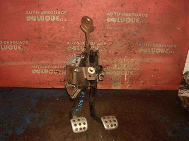 Pedal Freno Peugeot 206 2.0 CC [2.0 LTR. - 100 KW 16V CAT (RFN - EW10J4)]