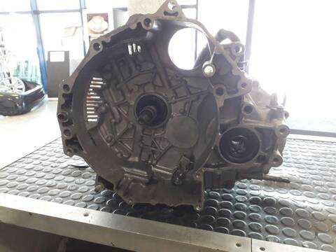 Foto 2ª: Caja Cambios Triumph Acclaim XD (1982)