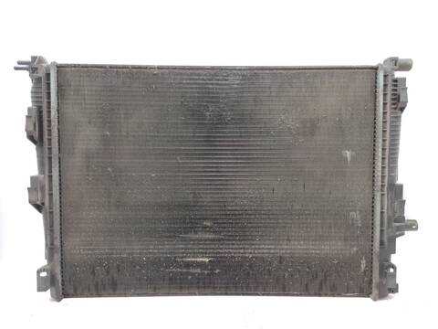 Foto 3ª: Radiador Motor Renault Megane 1.6 16V BZ1B BZ1H) HATCHBACK 110CV 81KW III HATCHBACK BZ0/1_ B3_) [K4M858] (2008)