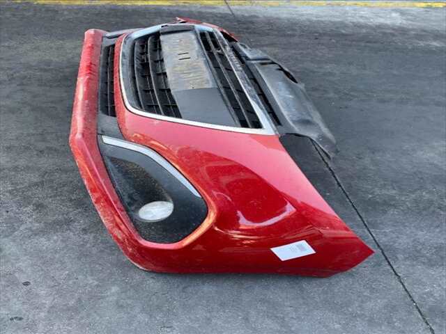 Foto 3ª: Paragolpes Delantero Peugeot 208 1.6 HDI75CV 0CV [BHW] (2016)