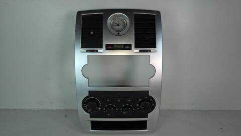 Consola Central Chrysler 300 3.0 CRD EXECUTIVE 218CV 160KW