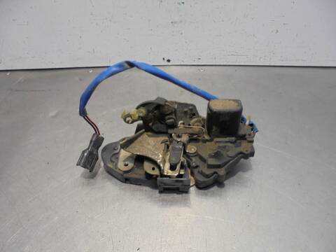 Foto 3ª: Cerradura Puerta Trasera Derecha Kia Carens 1.8 CAT 110CV 81KW [TB] (2002)