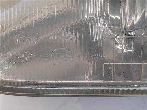 Foto 3ª: Faro Izquierdo Renault Scenic 1.9 D 64CV 47KW I JA...) [F8Q 790] (1999)