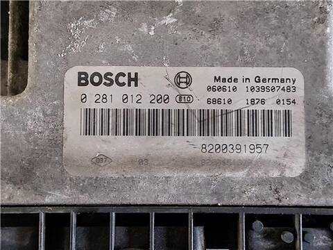 Foto 3ª: Centralita Motor ECU Renault Master 3.0 DCI 140 HD0S FD0S HD1S) 136CV 100KW FURGON [ZD3 202] (2006)