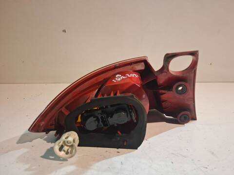 Foto 3ª: Piloto Trasero Derecho Seat Leon BXE (2007)