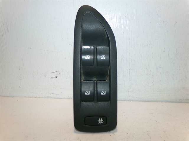 Botonera Elevalunas Renault Laguna 1.9 DCI MODELO 2,2001-2007