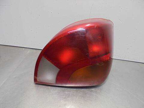 Piloto Trasero Derecho Ford Fiesta BASICO BERLINA 60CV 44KW