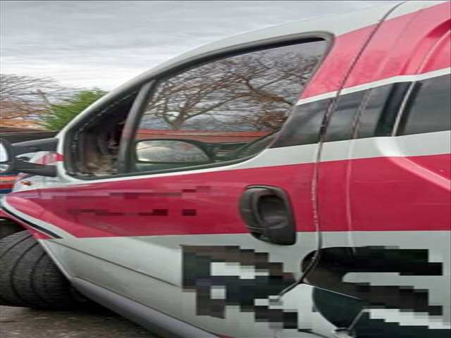 Puerta Delantera Izquierda Renault Trafic 27 CN 82CV