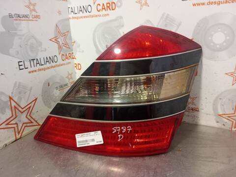 Foto 1ª: Piloto Trasero Derecho Mercedes Clase S 220 500 221.071) BERLINA 388CV 285KW [M273961] (2006)