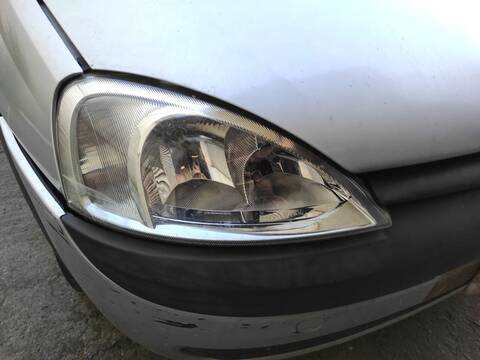Foto 1ª: Faro Derecho Opel Corsa Z12XE (2001)