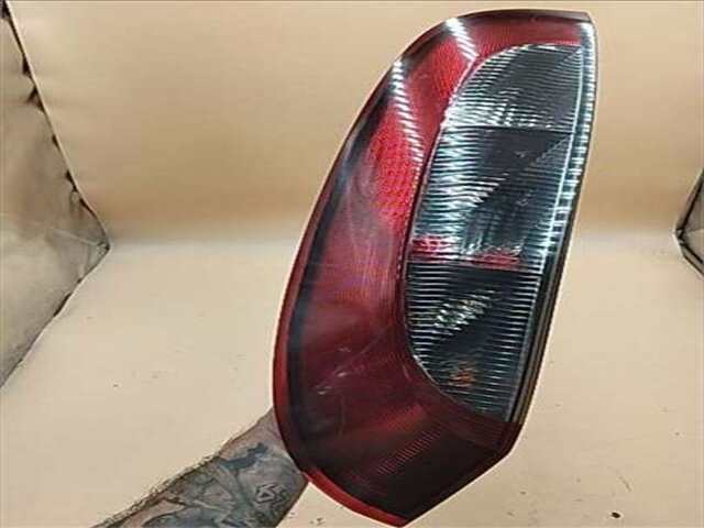 Piloto Trasero Derecho Opel Corsa 1.2 COMFORT [1.2 LTR. - 55 KW 16V CAT (Z 12 XE - LW4)]