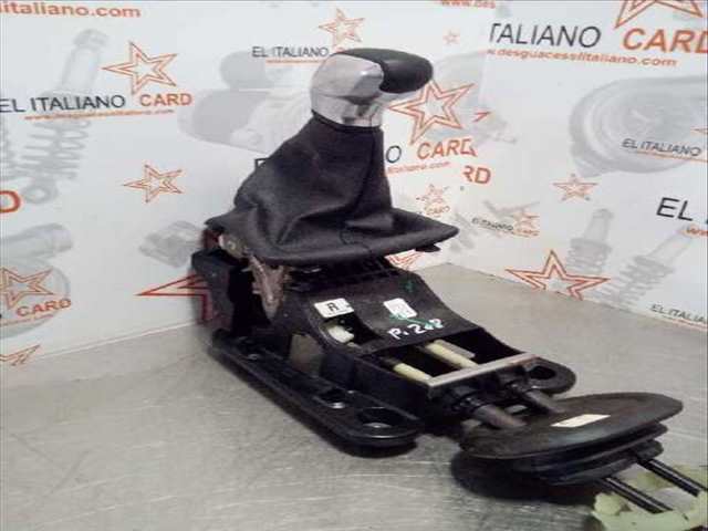 Foto 1ª: Palanca de Cambio Peugeot 208 ACCESS 75CV 55KW [BH02] (2016)