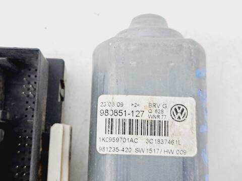 Foto 3ª: Elevalunas Eléctrico Delantero Izquierdo Volkswagen Passat 2.0 TDI BERLINA 140CV 103KW [CBA] (2009)