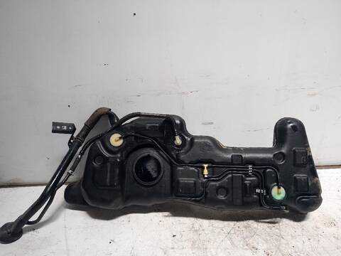 Foto 3ª: Deposito de Combustible Nissan Micra SPORT 80CV [CR12DE] (2002)